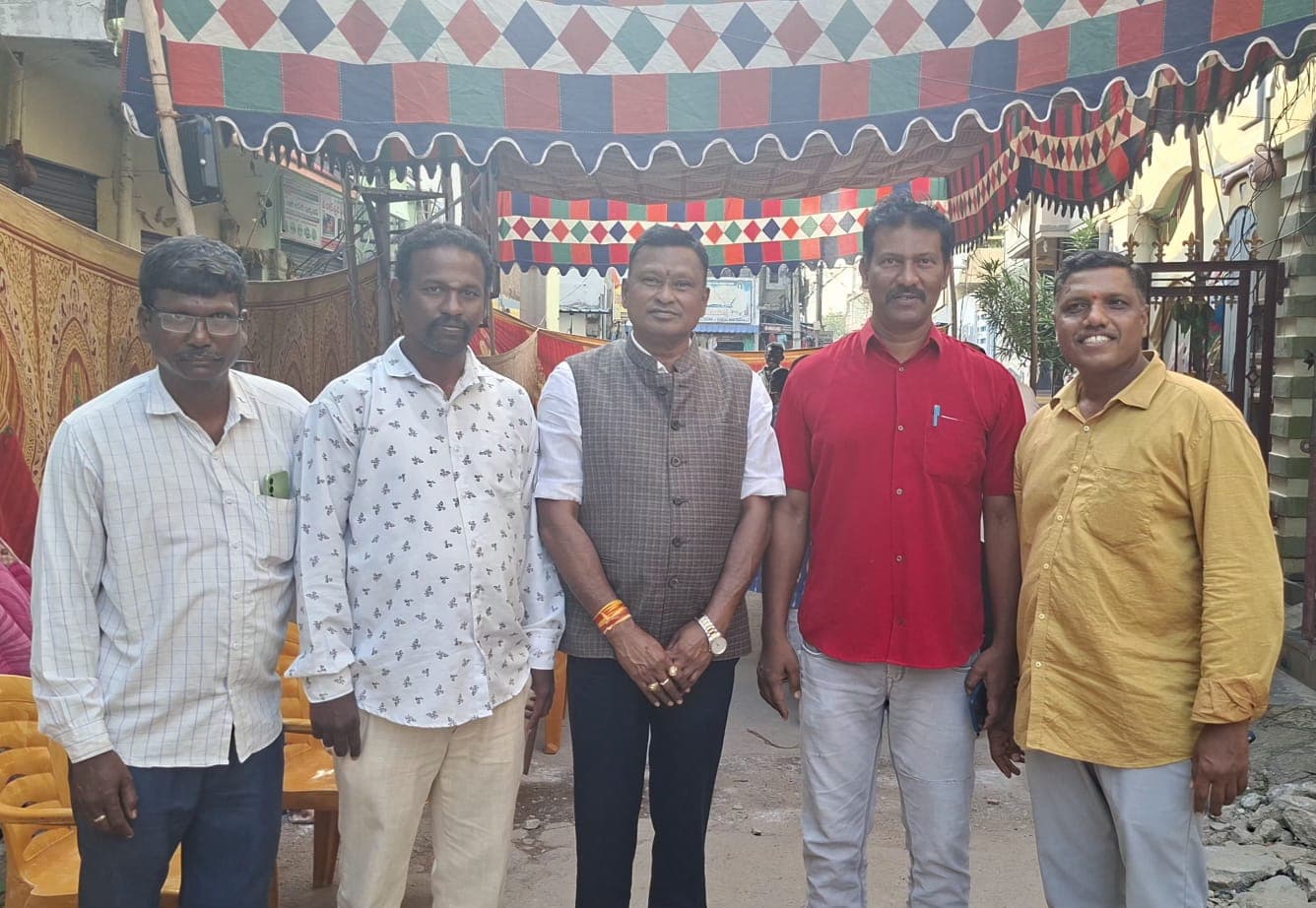 ఛత్తీస్‌గఢ్ బీజేపీ రాష్ట్ర ఉపాధ్యక్షులు గుజ్జు వెంకట్రావు.మర్యాదపూర్వకంగా కలిసిన పార్టీ నాయకులు